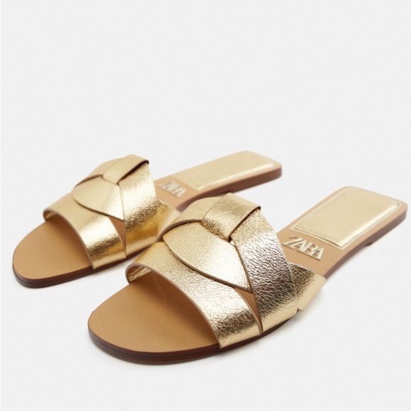 🎉Zara Gold Flat Criss Cross Sandals🎉 - Picture 2 of 5